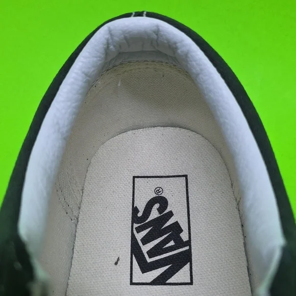 EUC Vans Dark Green Faux Suede Skate Shoes Mens 10.5 - Picture 14 of 14